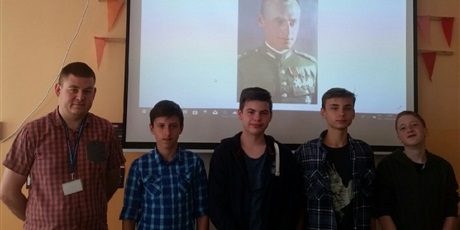 Powiększ grafikę: Uczestnicy konkursu na temat rotmistrza Witolda Pileckiego.