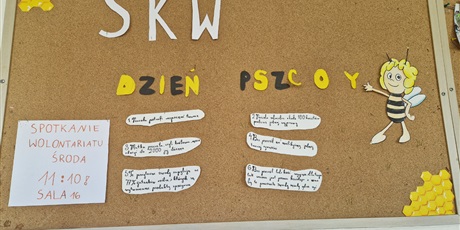 Powiększ grafikę: Gazetka ścienna z ciekawostkami o pszczołach.