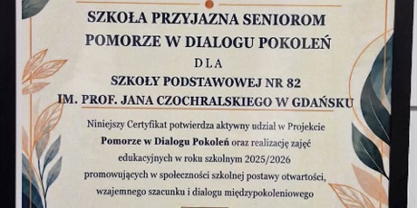III Pomorski Kongres Senioralny - odebranie certyfikatu