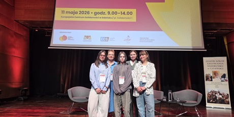 Konferencja w ECS - Szkolny dress code wczoraj i dziś.