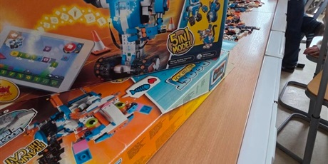 Lego Boost - przygoda z programowaniem