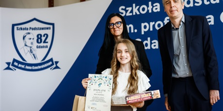 Powiększ grafikę: Odbiór nagród.